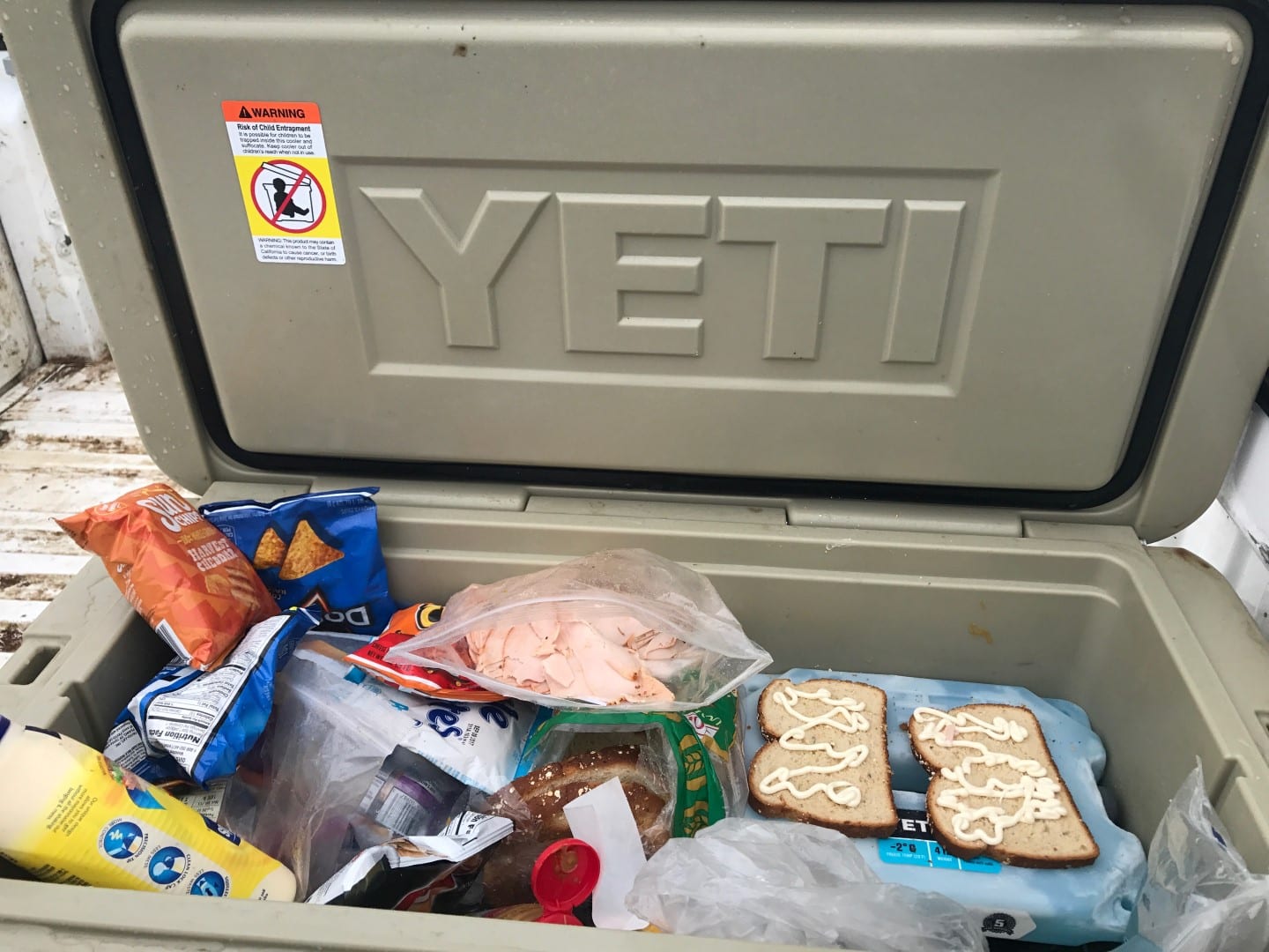 elk-hunt-lunch-in-yeti