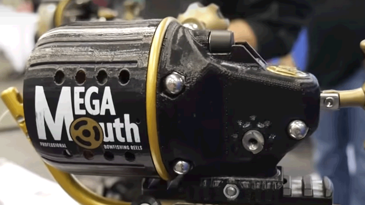 MEGAMOUTH Bowfishing Reel Drag Adjustment Trick MegaMouth Review